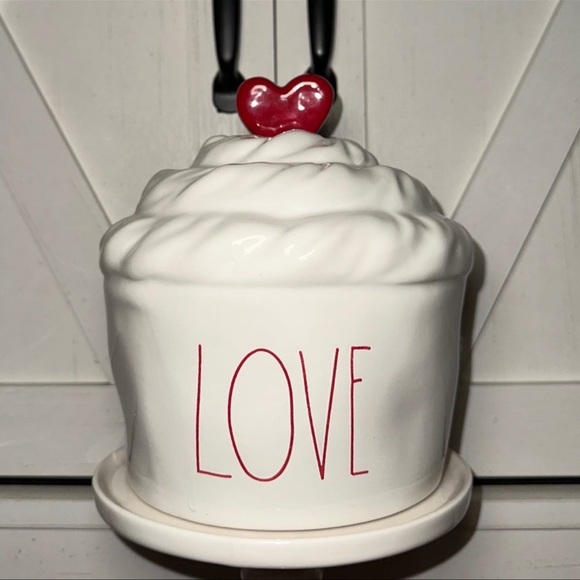 Rae Dunn Love Valentines Cupcakes